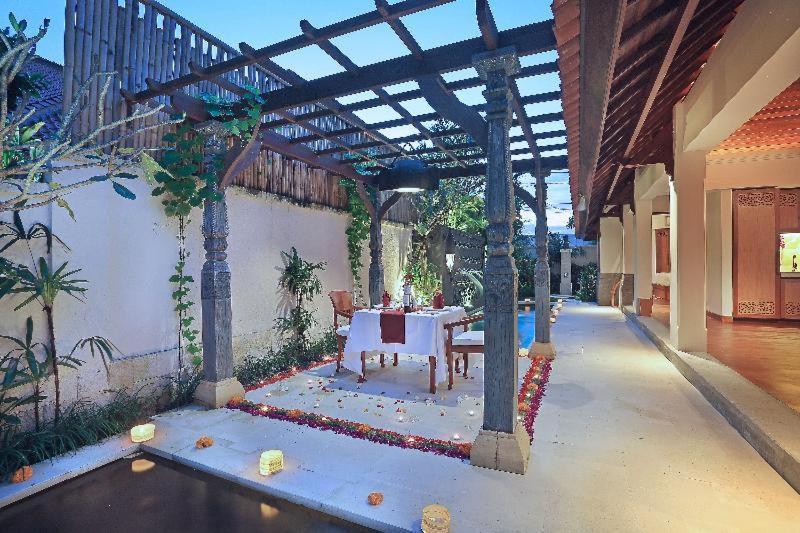 Hotel The Alantara Sanur Habitación foto